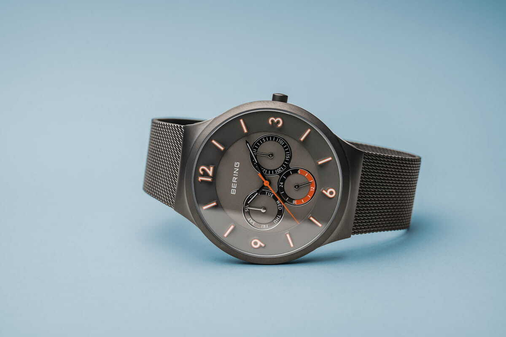 Наручные часы Bering 33441-377