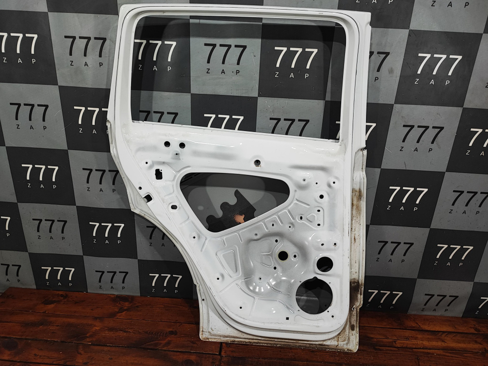 Дверь задняя левая Volkswagen Tiguan 2 16-нв Б/У Оригинал 5NA833603A