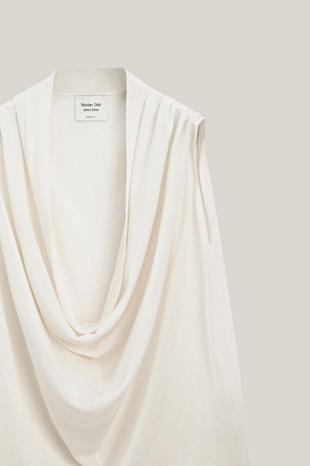 Massimo Dutti Блузка с V-образным вырезом из смесовой шелковой ткани - Limited Edition, белый