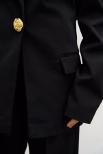 Пиджак oversize с объемными верхом