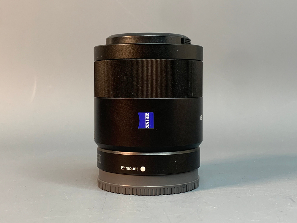 Sony FE 55mm f/1.8 ZA