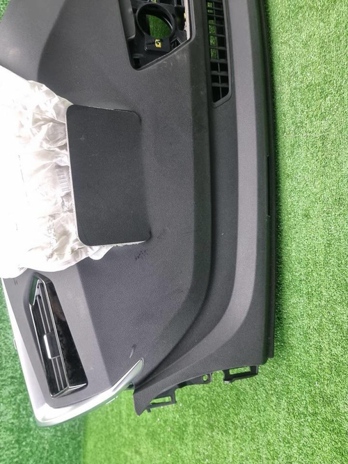 Торпедо Geely Tugella (2019-2024)