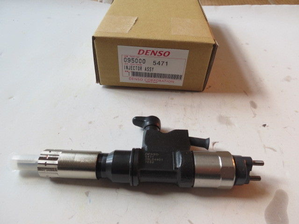 Форсунка в сборе CDI ISUZU/HITACHI 4HK1/6HK1 (8973297032) 095000-5471 denso