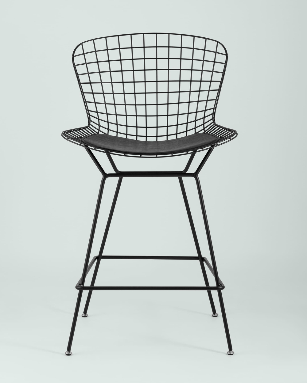 Стул полубарный с низкой спинкой Bertoia черный с черной подушкой