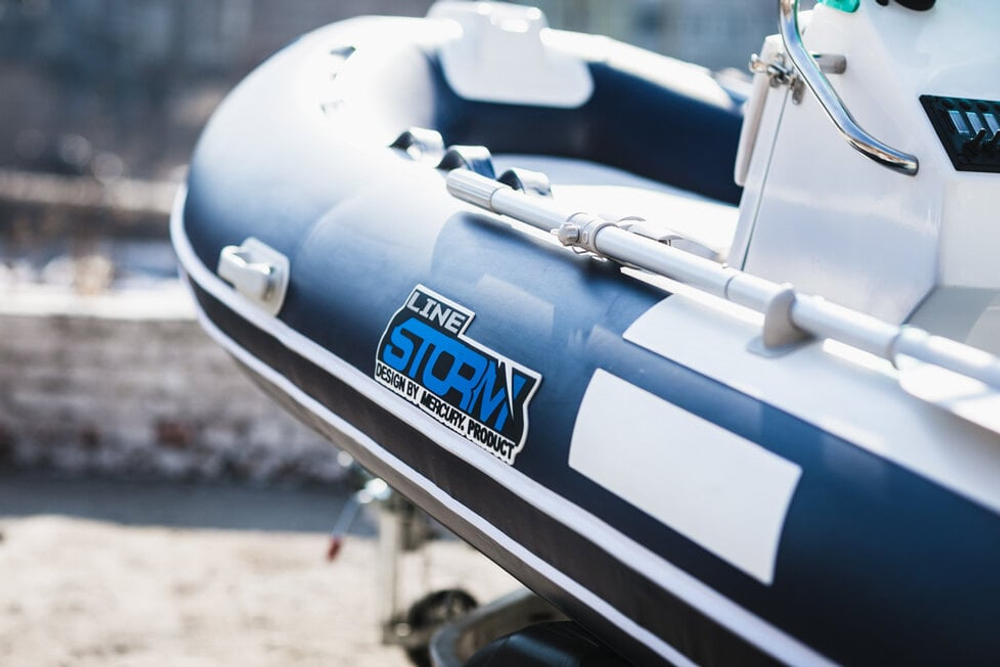 Лодка РИБ STORMLINE EXTRA 400