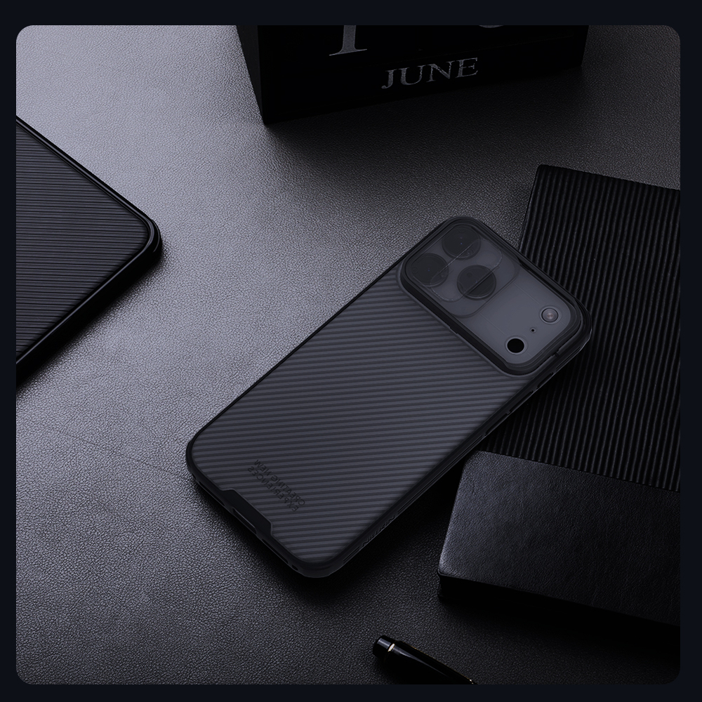 Чехол серого цвета (Transparent black) на iPhone 17 Pro Max, серия CamShield Pro (обновленная двойная защитная шторка для камеры) от Nillkin