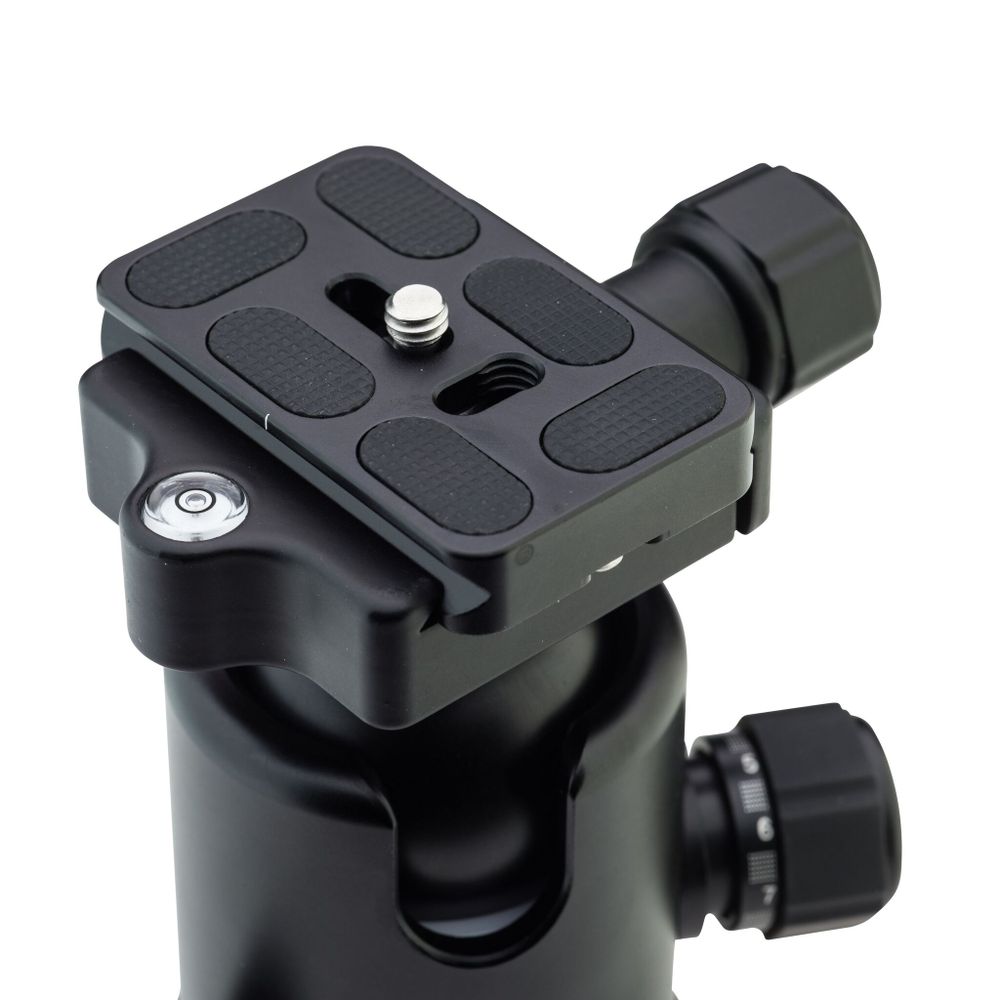 Шаровая штативная головка Benro B1