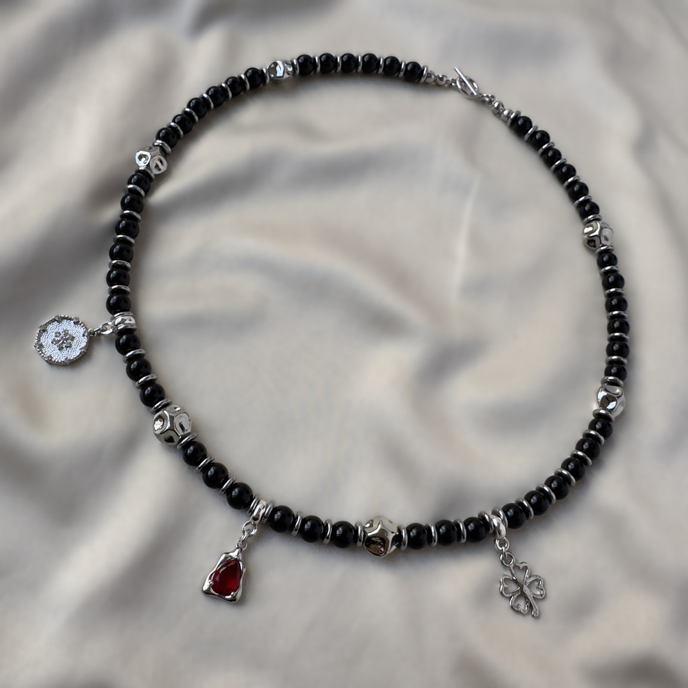 Колье из агата и гематита Викторинэль