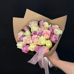 Букет нежный из 25 кенийских роз