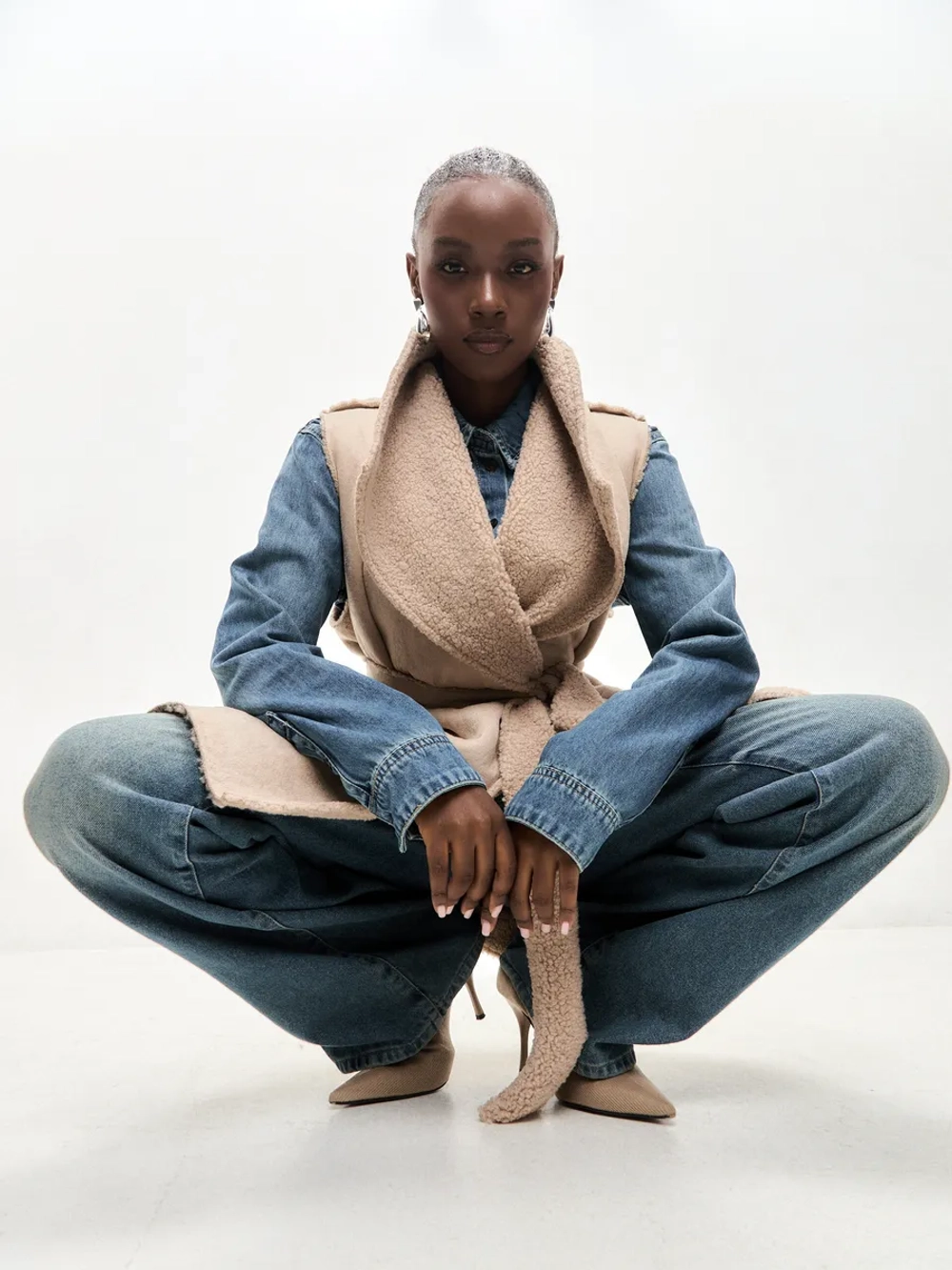 Безрукавка удлиненная эко мех эко замша оверсайз