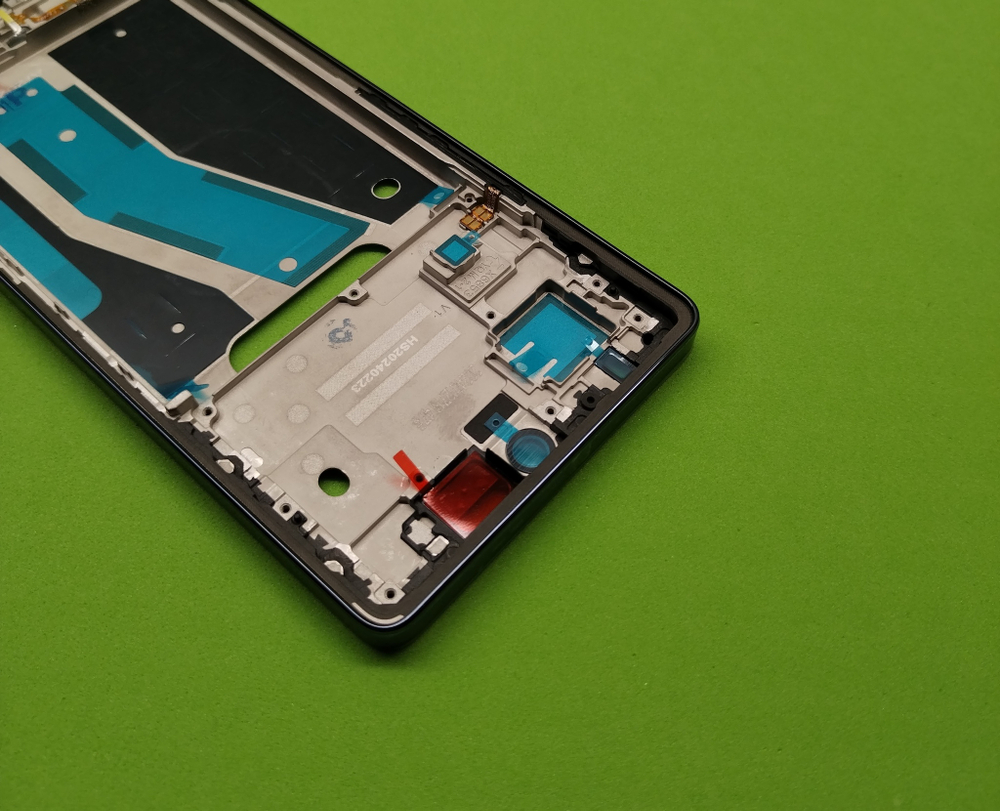 Infinix Note 40 4G (X6853) рамка дисплея + Проклейка дисплея + шлейф кнопок + фиксатор кнопок (ORIG-SP)