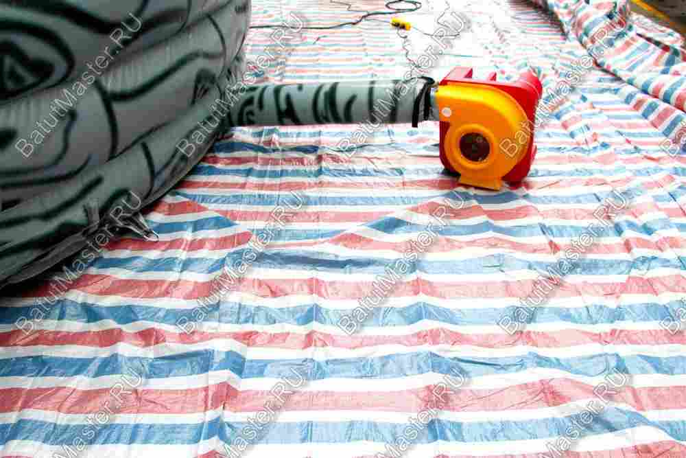 Надувной батут для аттракциона родео "Чемпион", 4*4*2.5