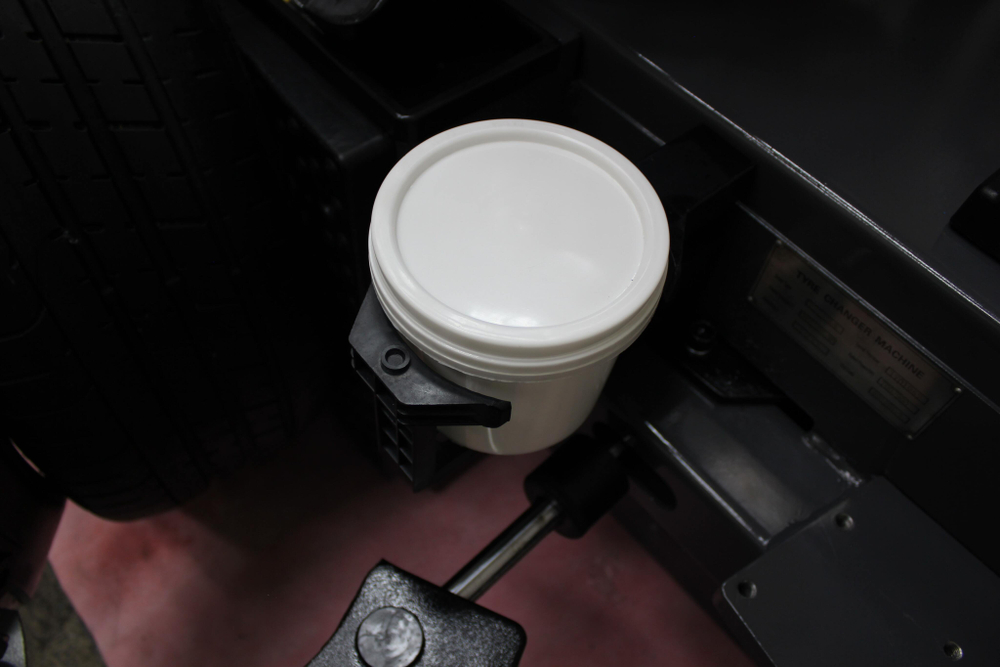 TC24L Шиномонтажный полуавтоматический станок 220В