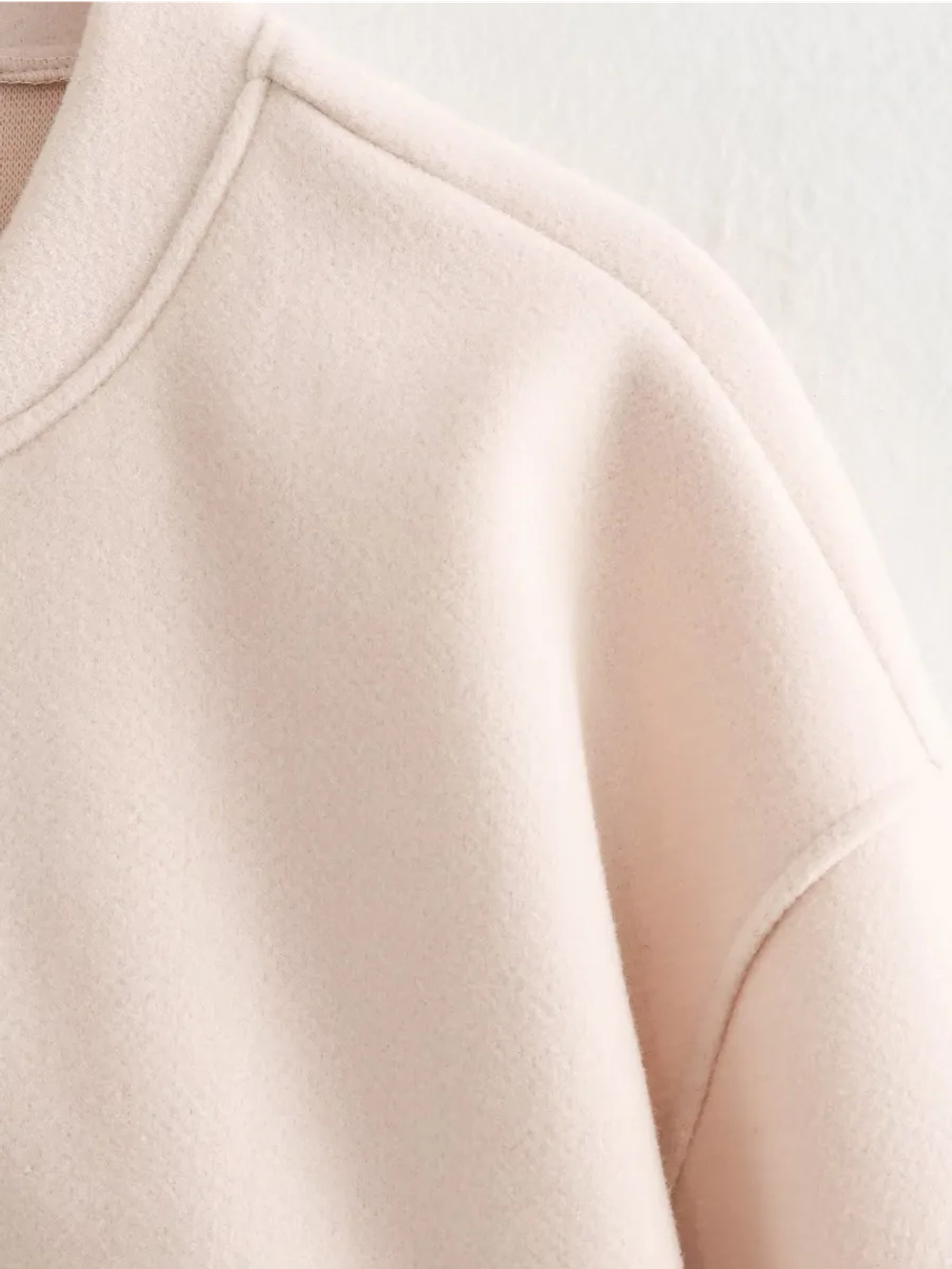 Куртка-бомбер оверсайз