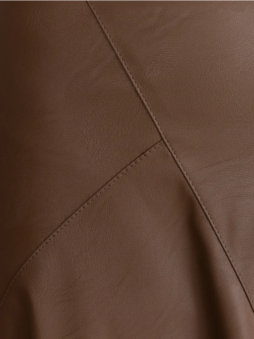 Юбка кожаная трапеция миди