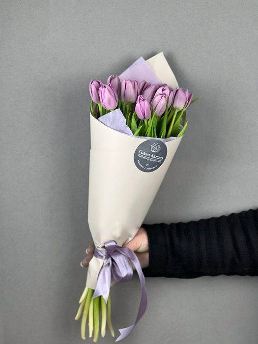 Букет 15 пионовидных тюльпанов Кикстарт (в упаковке)