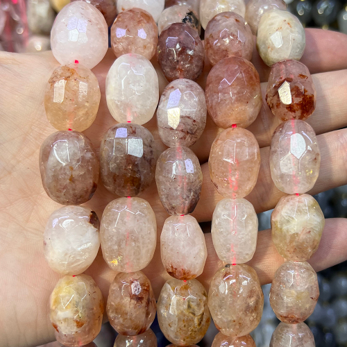 Кварц цветочный бусины 13-15х18-20 мм, мелкая грань, нитка 38 см