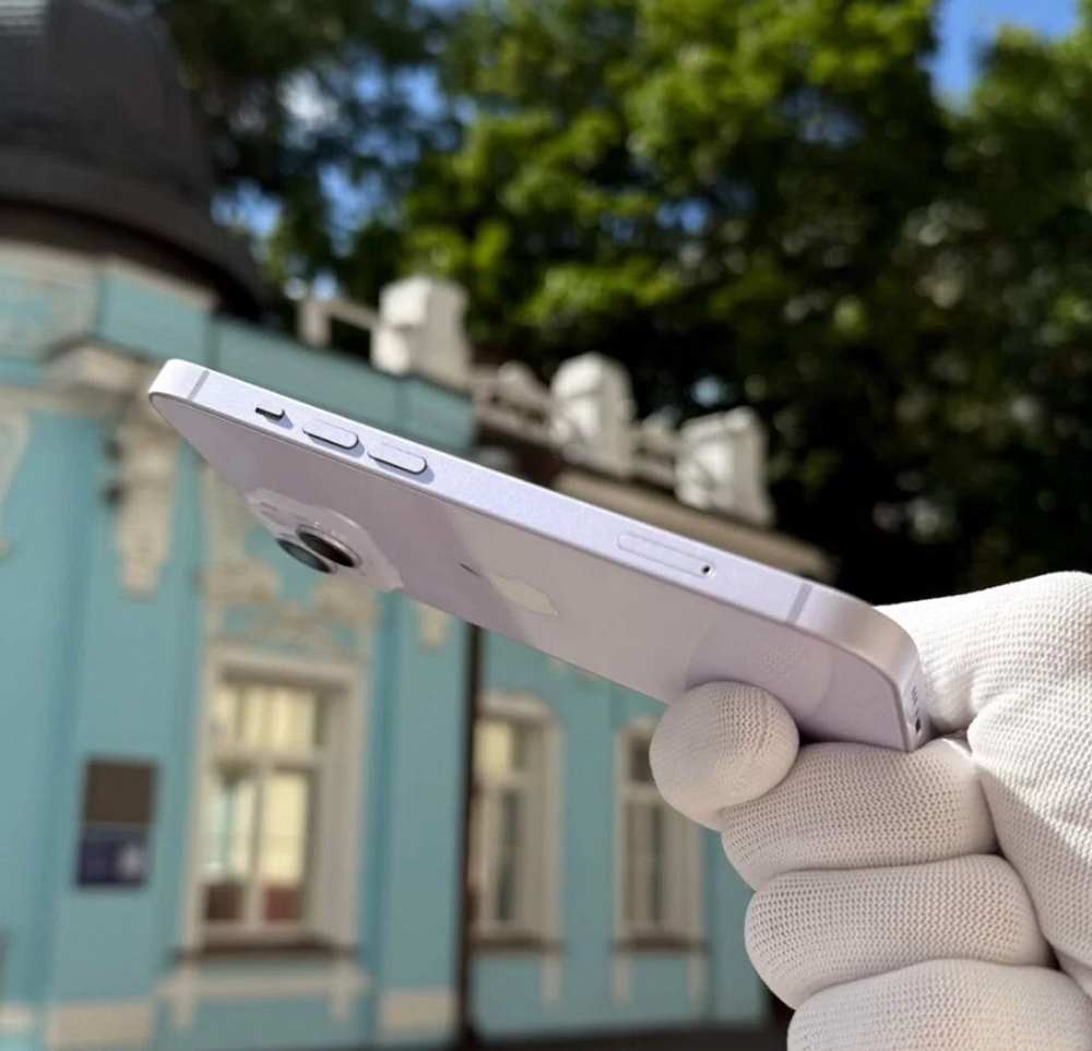 iPhone 14, 256 ГБ б/у