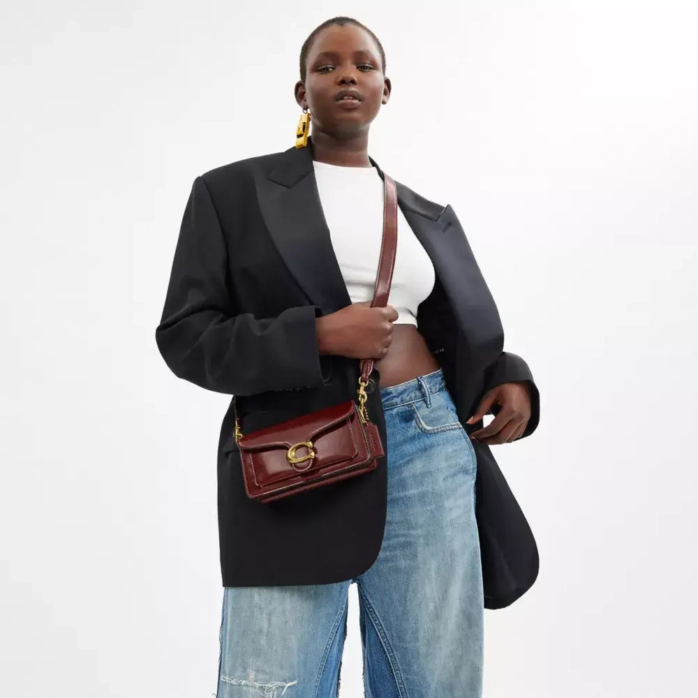 COACH СУМКА ЧЕРЕЗ ПЛЕЧО TABBY 20, КОРИЧНЕВЫЙ