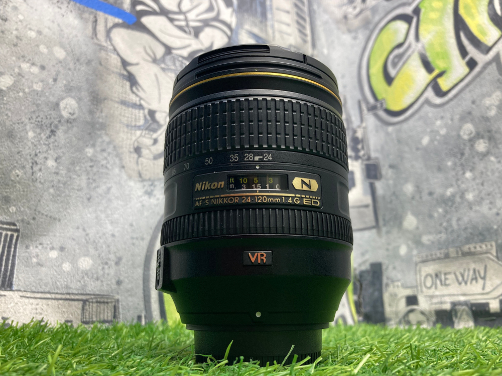 Nikon 24-120mm 4G ED VR