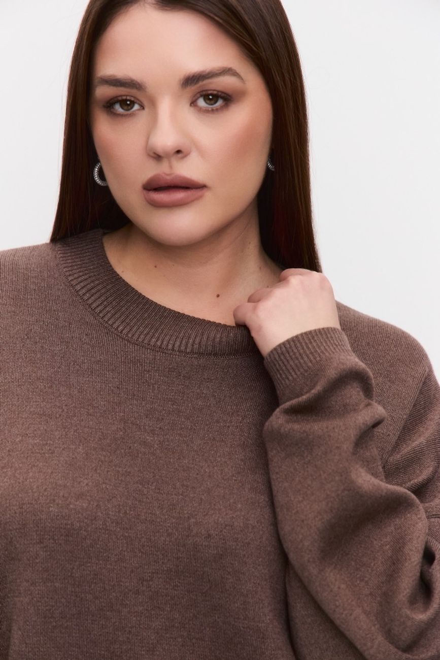 Джемпер вязаный с круглым вырезом, трюфель