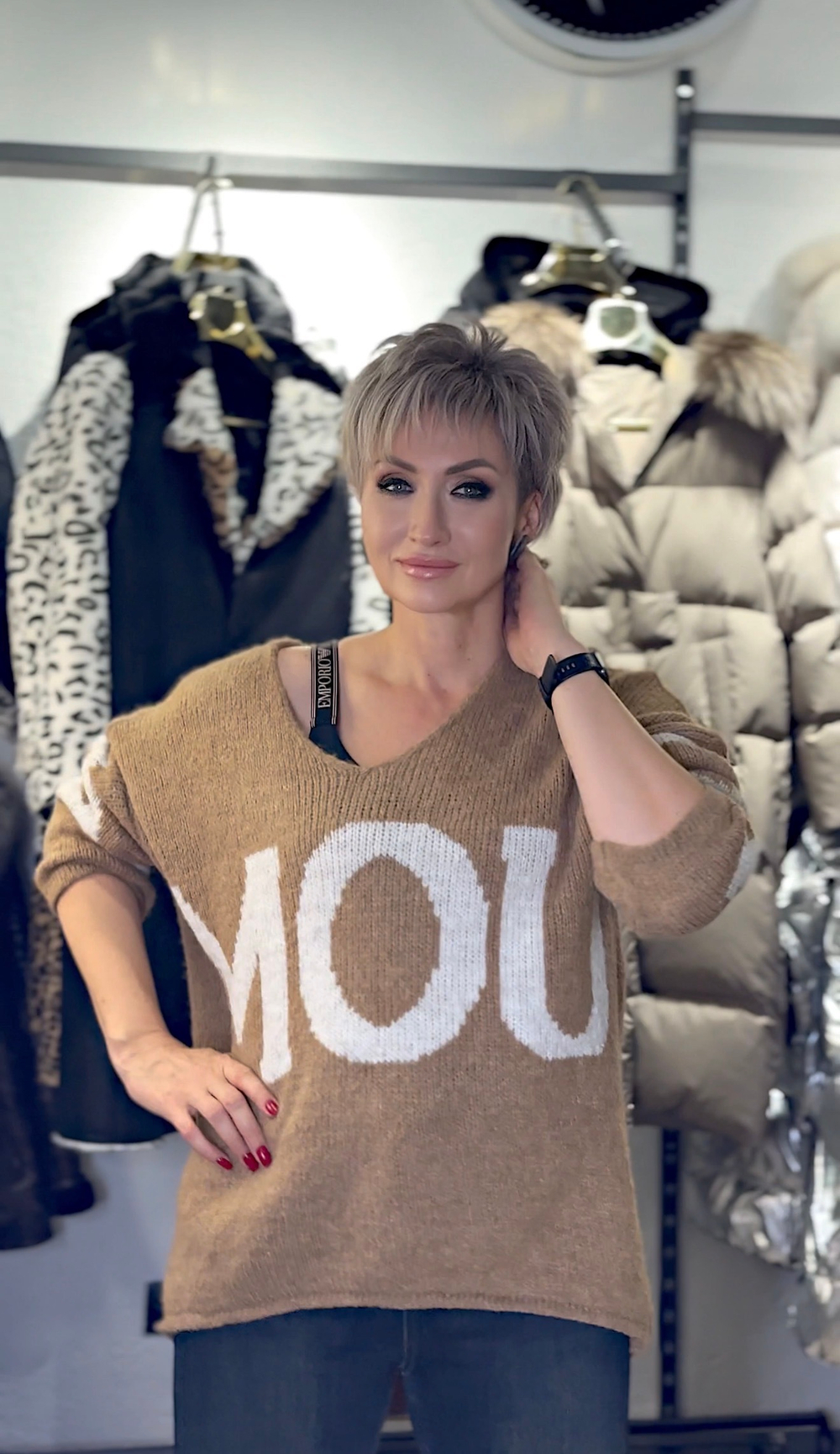 Свитер MOU — мягкость, oversize
