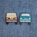 Значок автомобиль ГАЗ М-20 Победа