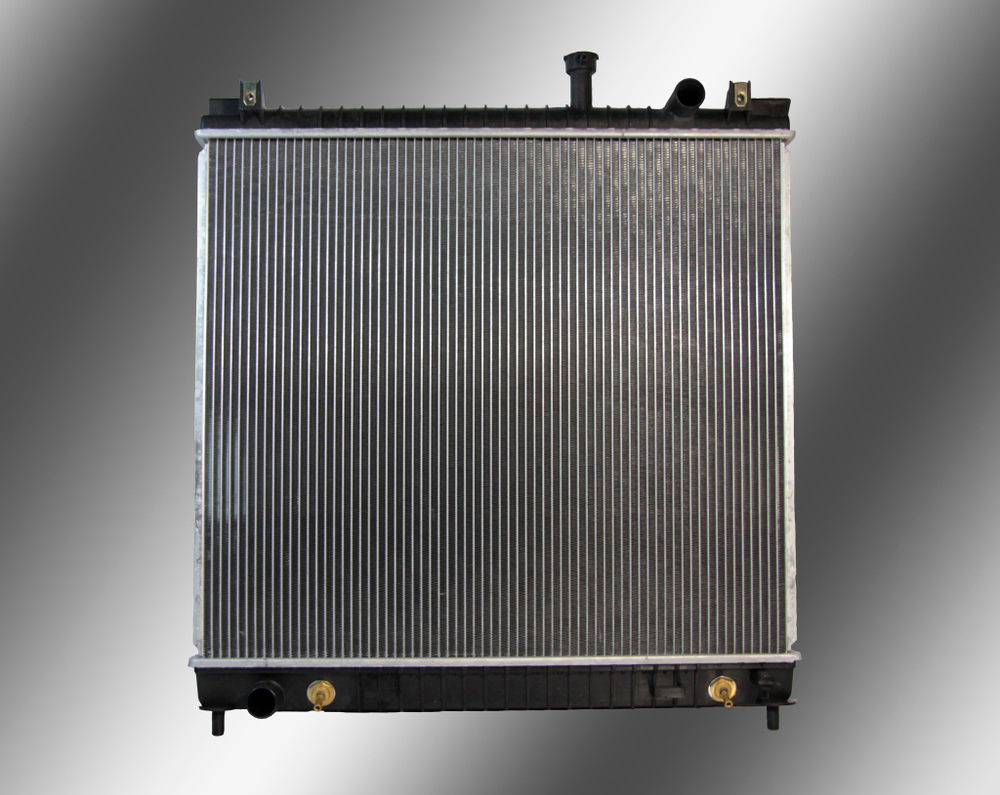 Радиатор охлаждения Infinity QX56