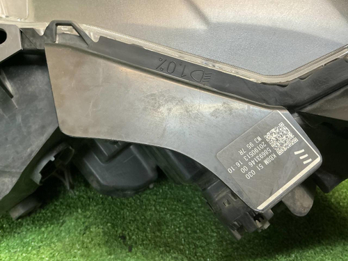 Фара правая Mazda CX-5 2 (2017-2021) LED