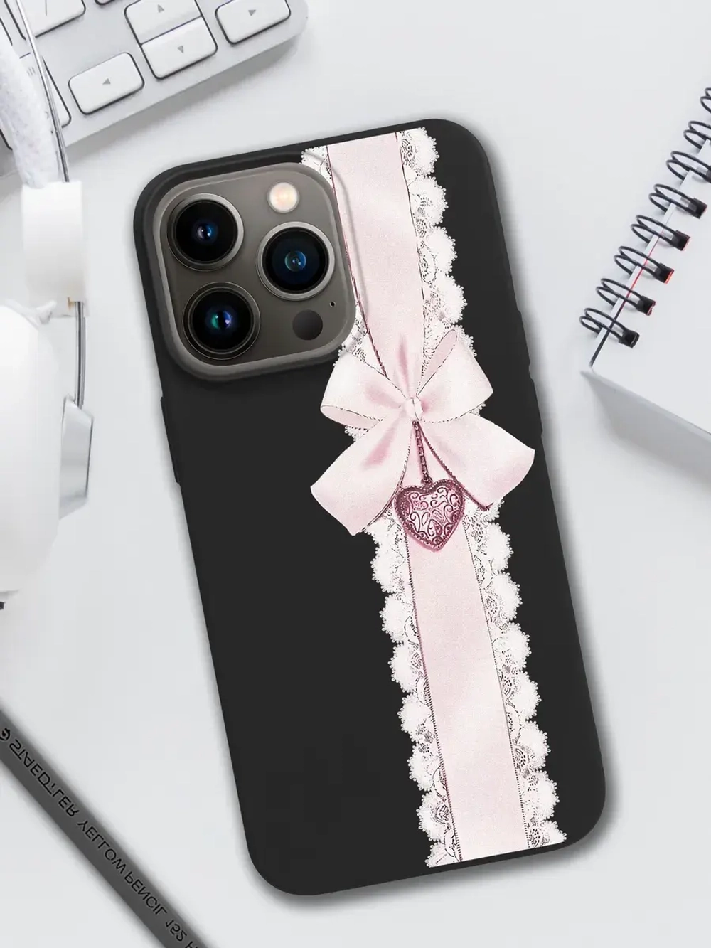 Чехол на iPhone 15 Pro с принтом