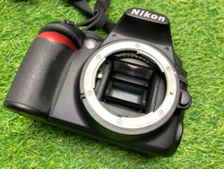 Nikon D3100 kit 18-55mm 3.5-5.6G VR 5500 кадров