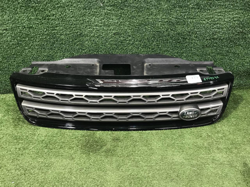 Решетка радиатора Land-Rover Discovery 5 (2016-2021)