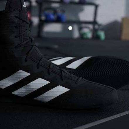 Adidas Высокие кроссовки Box Hog 4, черный/белый