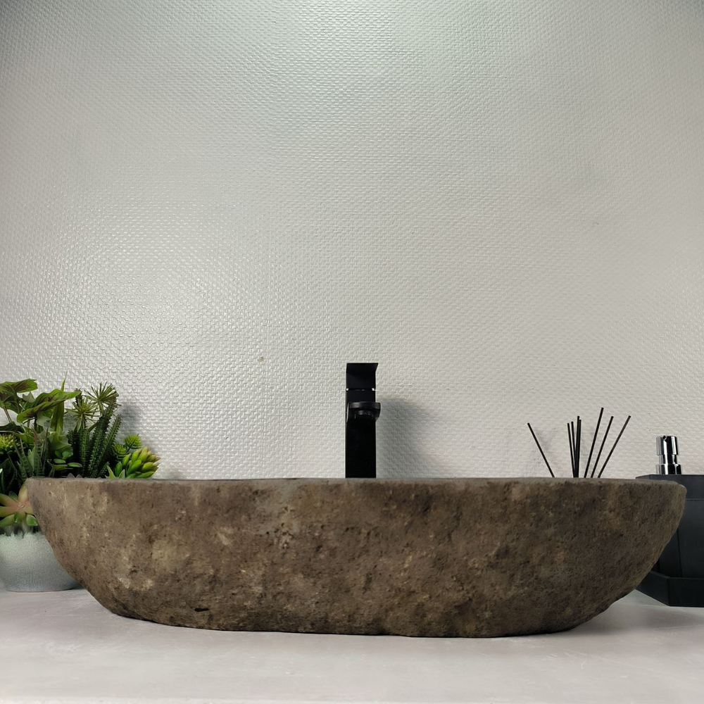 Раковина из речного камня RS-64971 69*37*13 0866