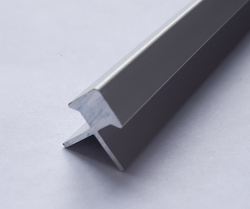 Алюминиевый профиль квадратного сечения мат. серебро PE