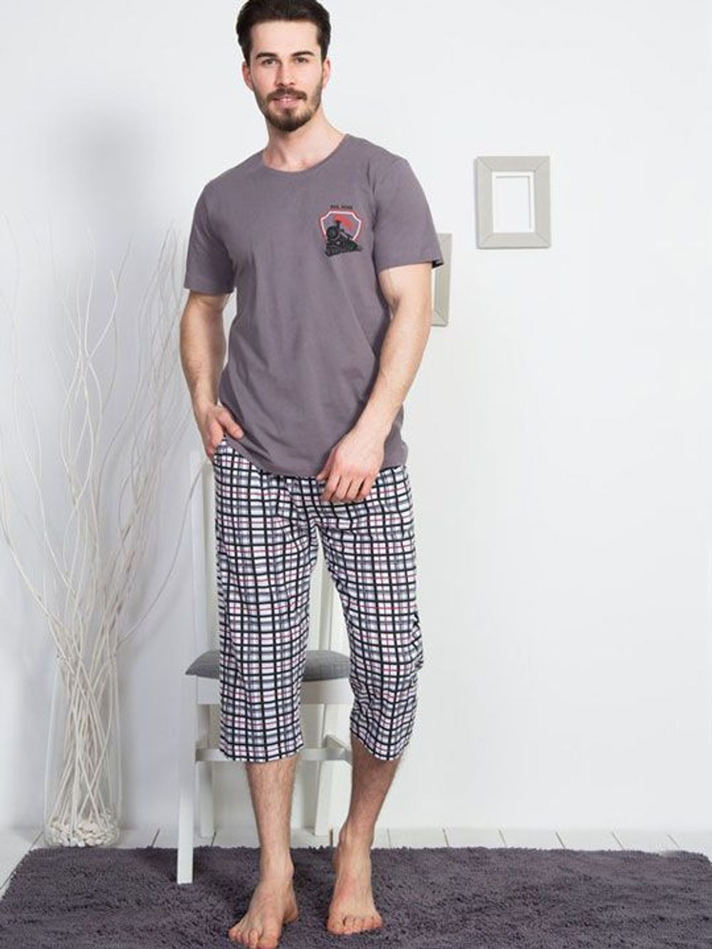 Мужской комплект с капри в мелкую клеточку (Размер: XL) (Цвет: темно-серый)