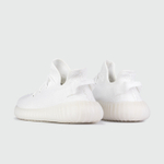 Кроссовки Adidas Yeezy 350 boost v2 Triple White Wmns