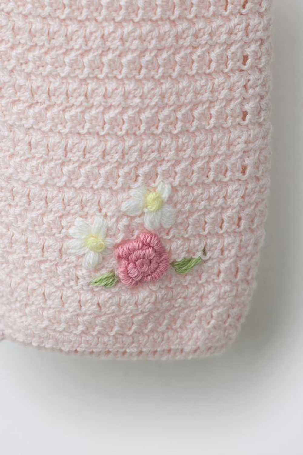 ZARA ТРИКОТАЖНЫЕ БРЮКИ С ВЫШИТЫМ ЦВЕТКОМ, СВЕТЛО-РОЗОВЫЙ