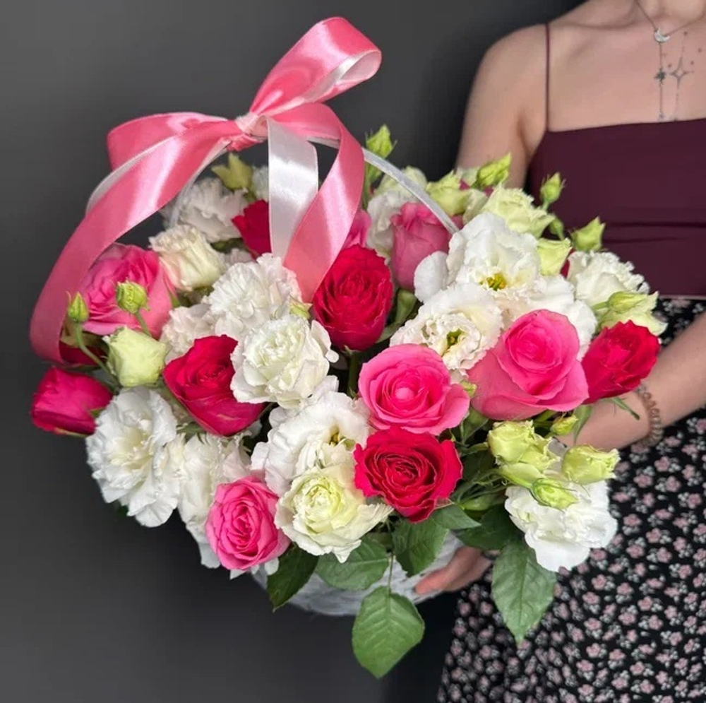 Корзина с эустомой №11