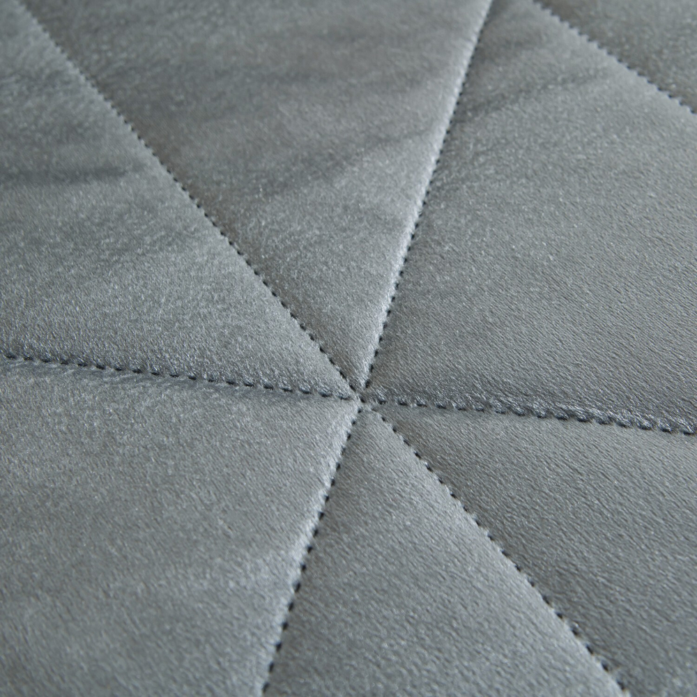 Велюровое покрывало в клетку с наволочками OVL039