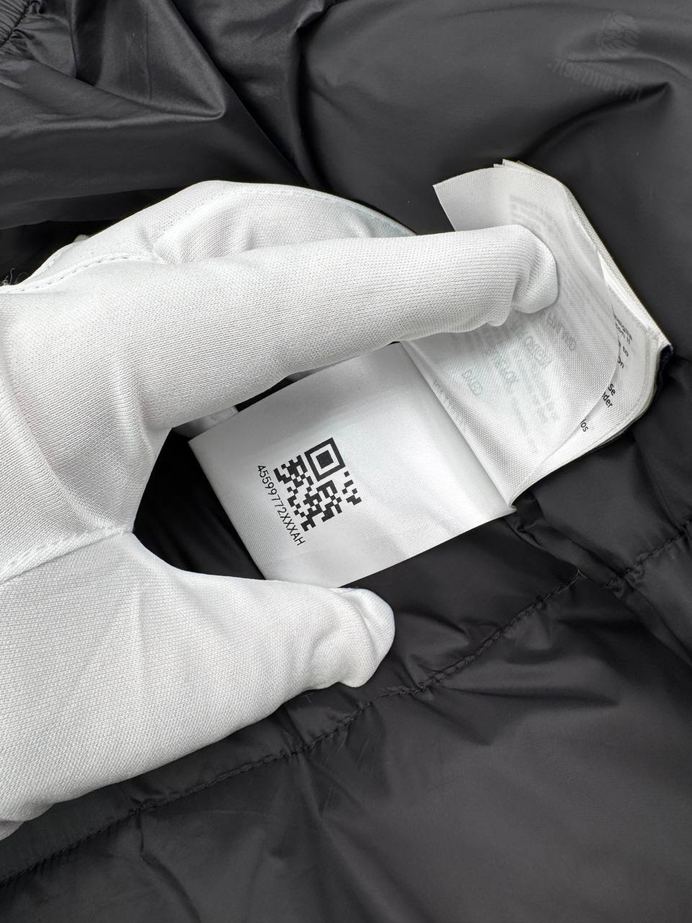 Пуховик Moncler