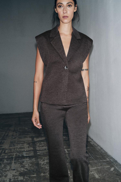 ZARA ЖИЛЕТ С ПУГОВИЦЕЙ, КОРИЧНЕВЫЙ МЕЛАНЖ