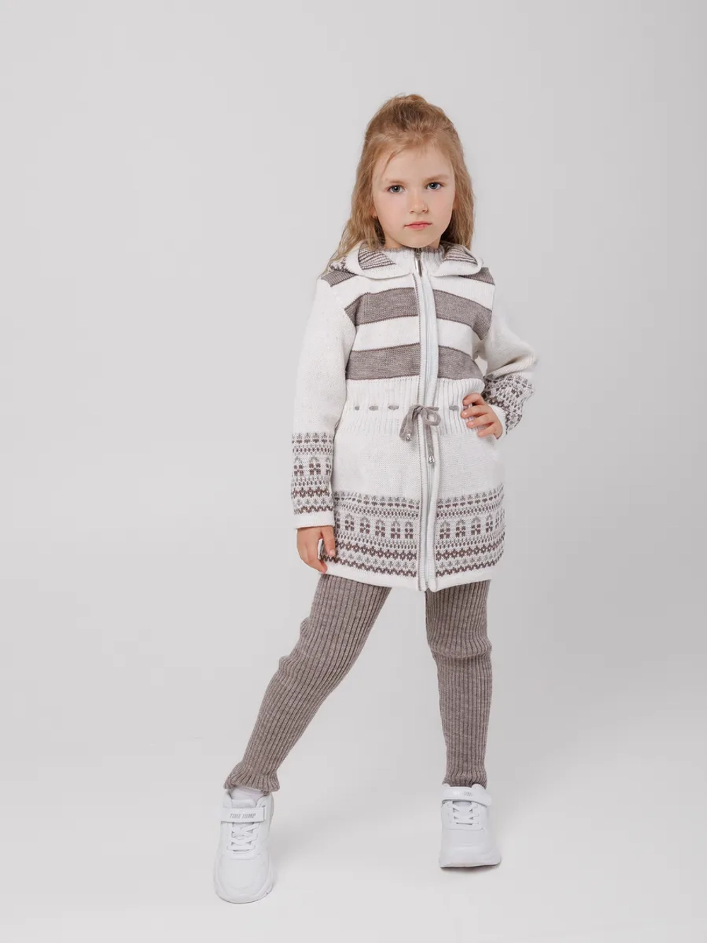 Кардиган вязаный на молнии с капюшоном для девочки