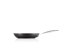 Le Creuset Сковорода PRO с антипригарным покрытием, алюминий, 22 см