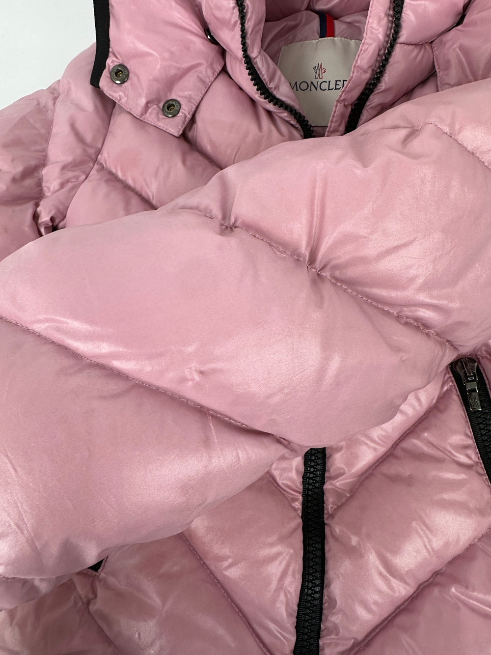 Пуховик Moncler