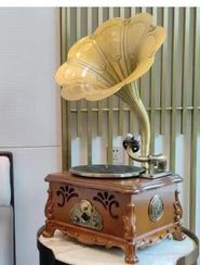 Qrammofon RP15 Retro səsucaldan ilə