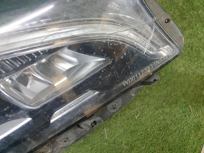 Фара правая Mercedes CLA C117 (2016-2019) LED