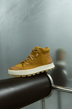AIRSHOES mustard sherst NEW