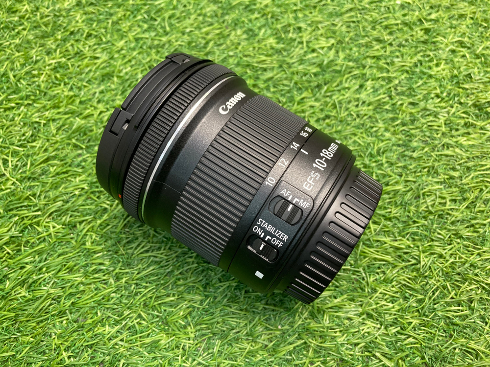 Canon EF-S 10-18mm 4.5-5.6 IS STM