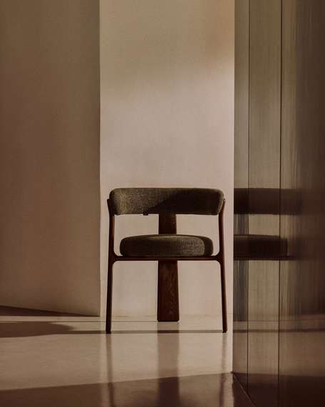 Стул Granite на 3 ножках из зеленого шенилла и массива ясеня в отделке орех